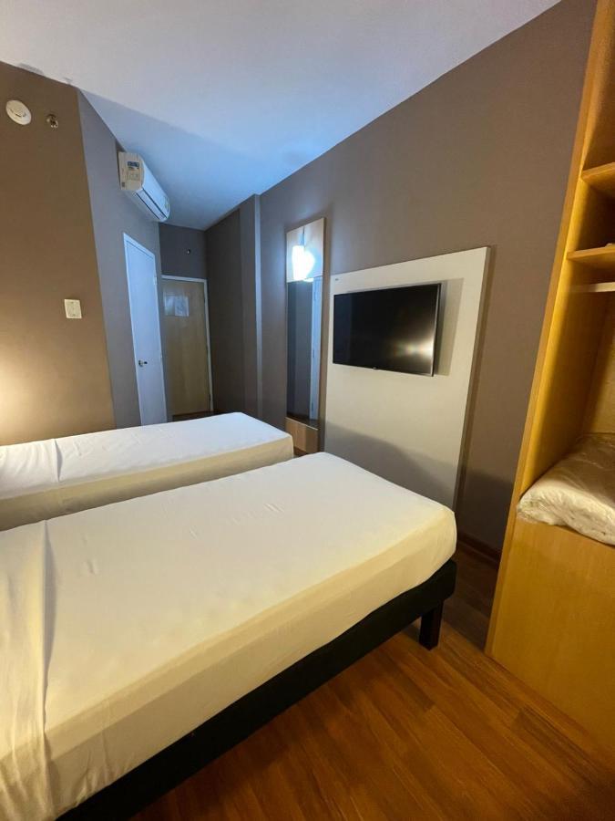 Hotel Oeste Plaza Andradina Bagian luar foto