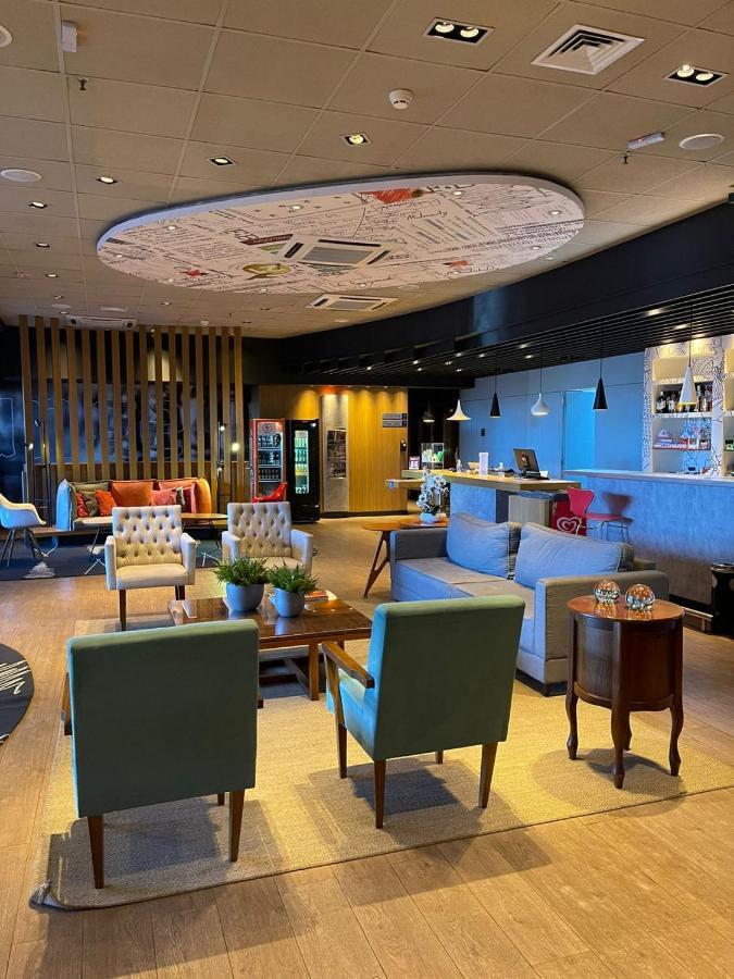 Hotel Oeste Plaza Andradina Bagian luar foto