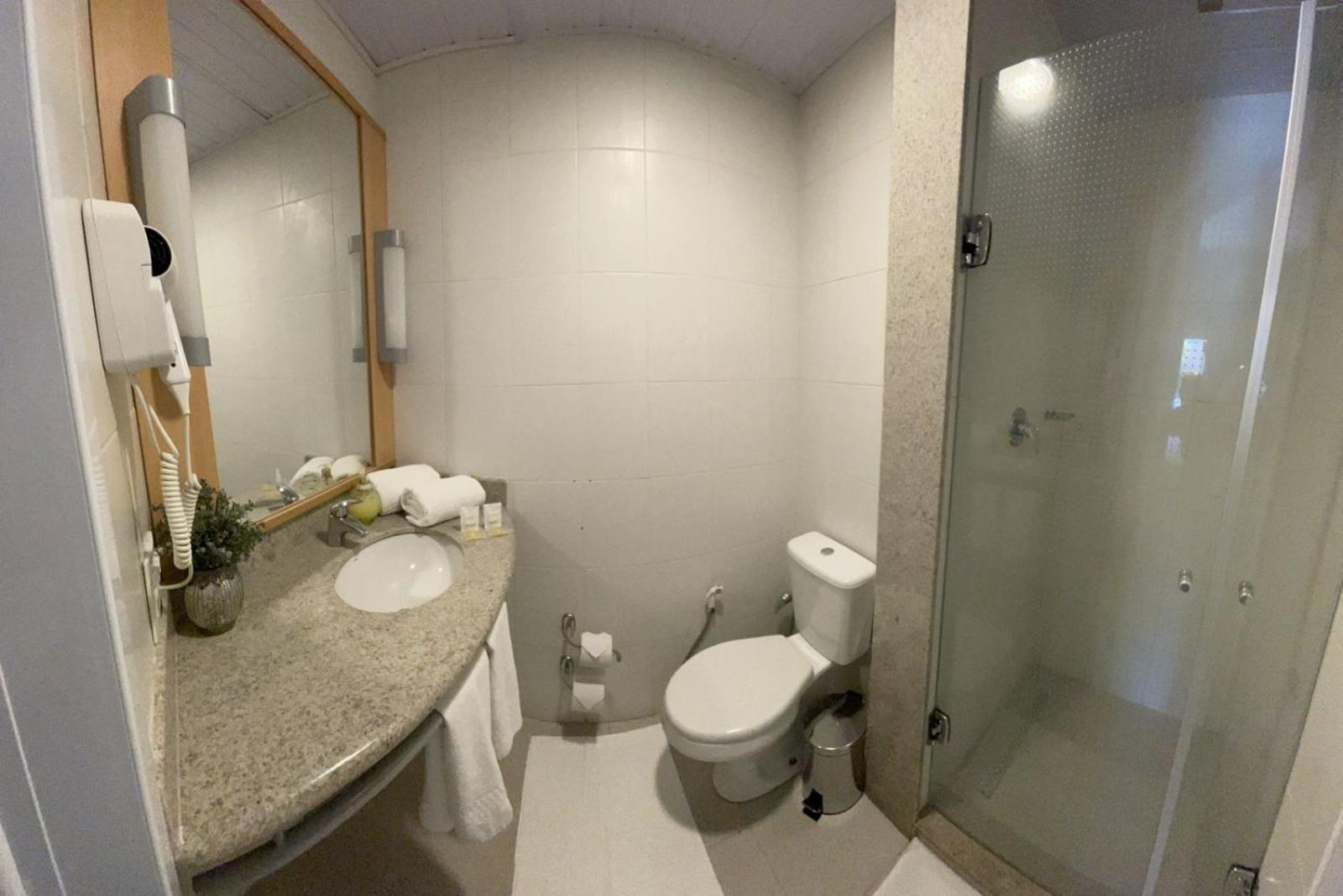 Hotel Oeste Plaza Andradina Bagian luar foto